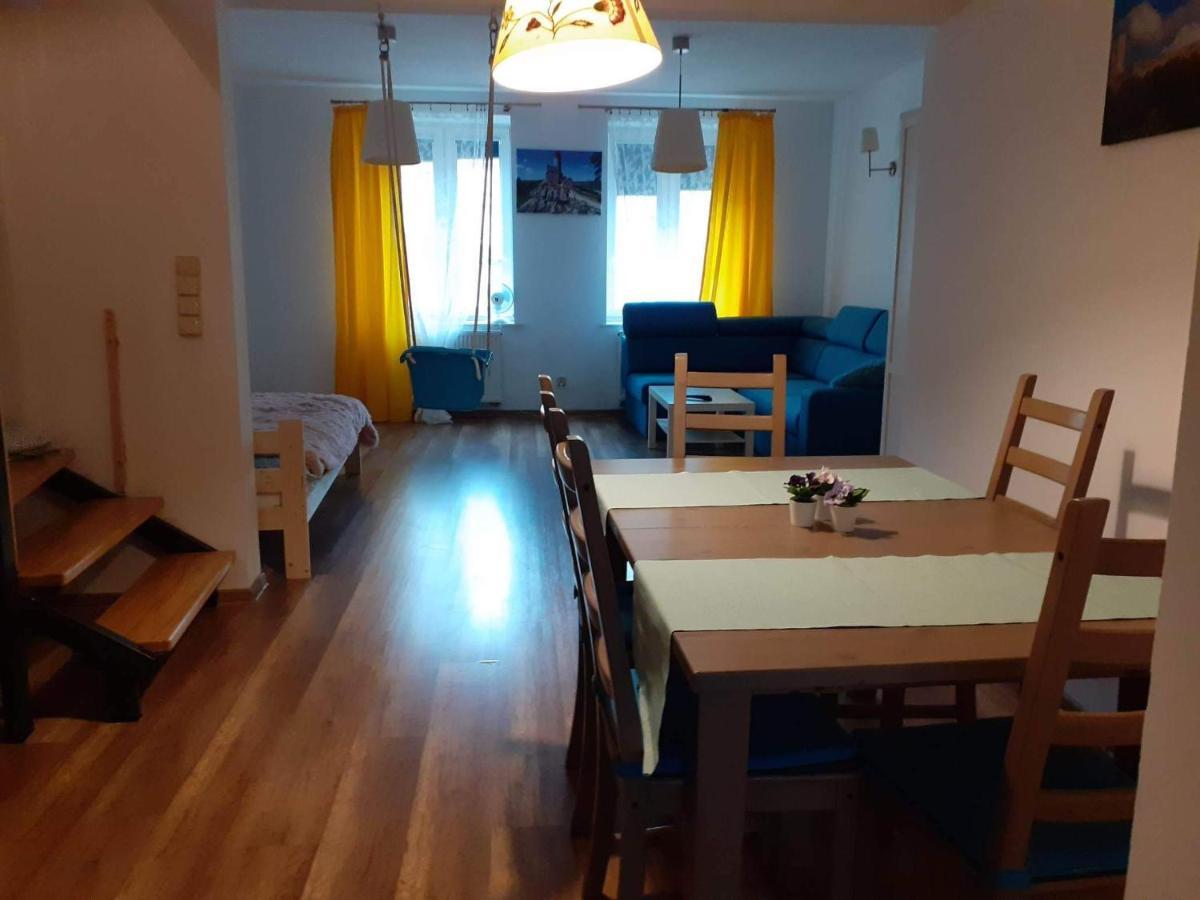 Apartament Na Rynku Chęciny Eksteriør bilde