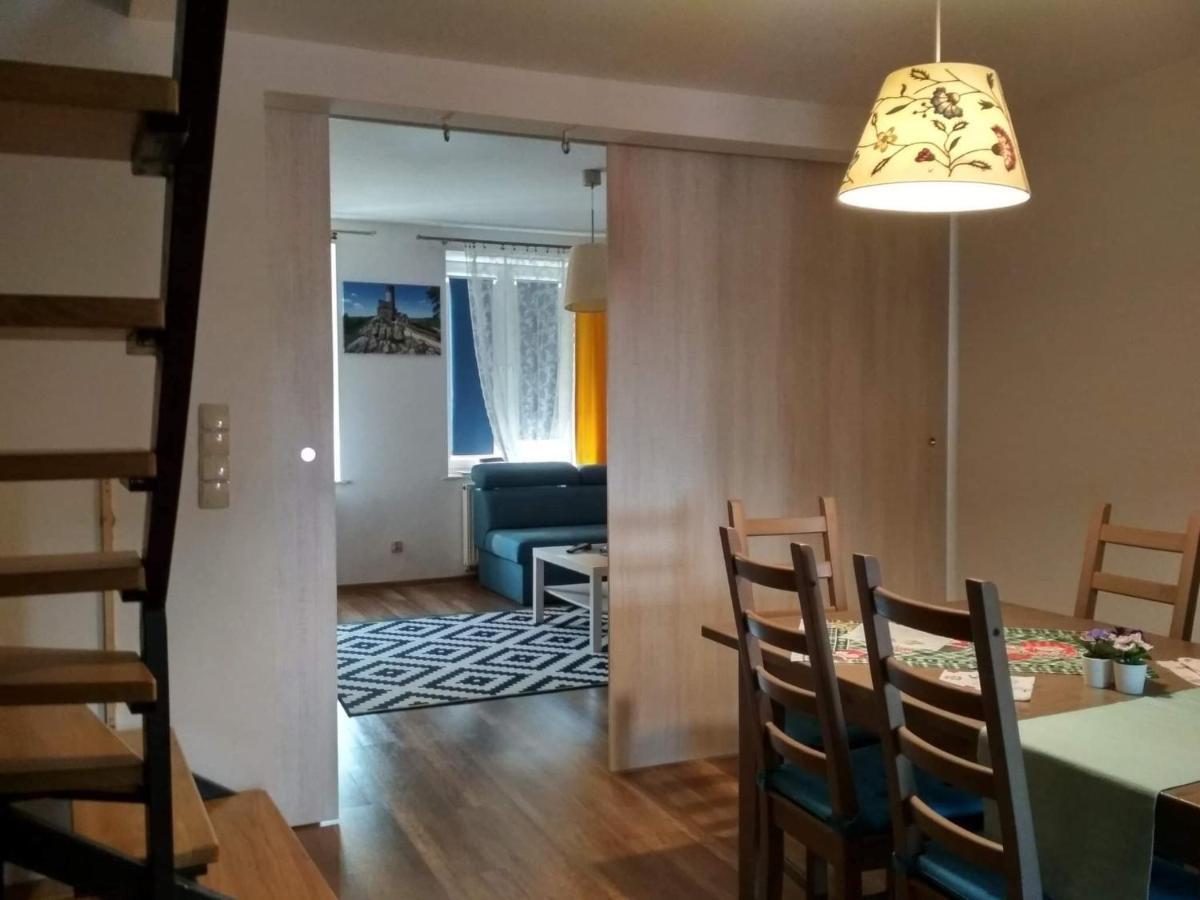 Apartament Na Rynku Chęciny Eksteriør bilde